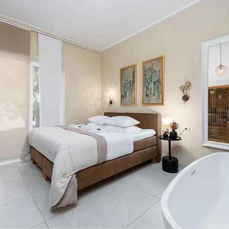 Barbara With Private Pool