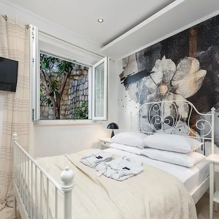 公寓 Barbara With Private Pool