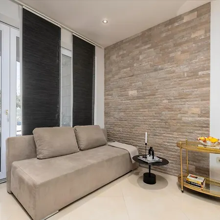 Barbara With Private Pool *