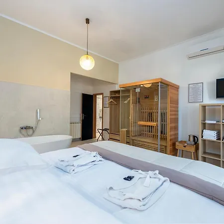 Barbara With Private Pool Appartement *