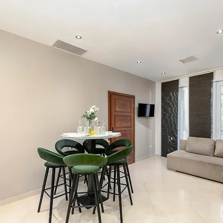 Apartment Barbara With Private Pool *
