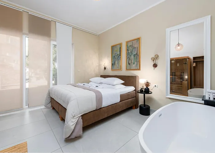 Barbara With Private Pool