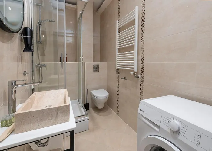 Barbara With Private Pool 公寓