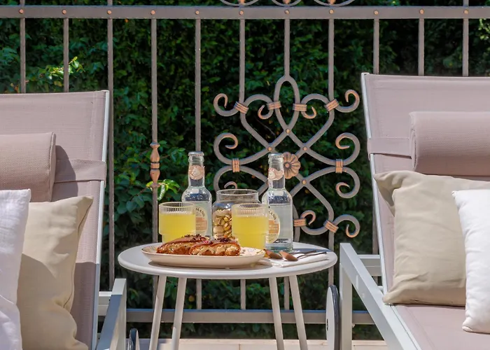 Barbara With Private Pool شقة