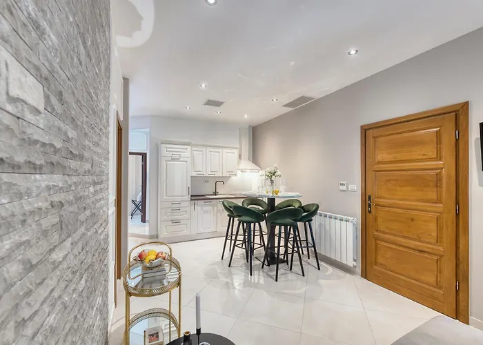 Barbara With Private Pool Apartament Dubrownik