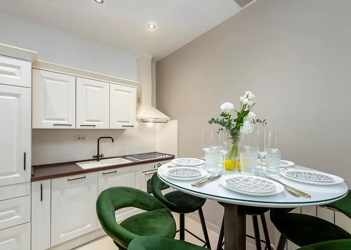 Barbara With Private Pool Apartament *