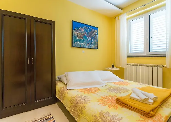 Barbara With Private Pool