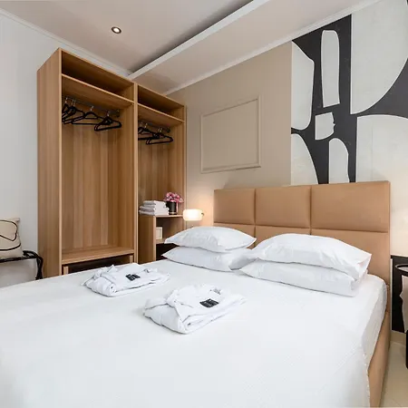 Barbara With Private Pool