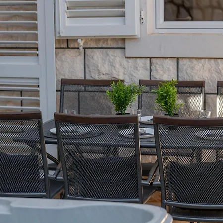 Barbara With Private Pool *